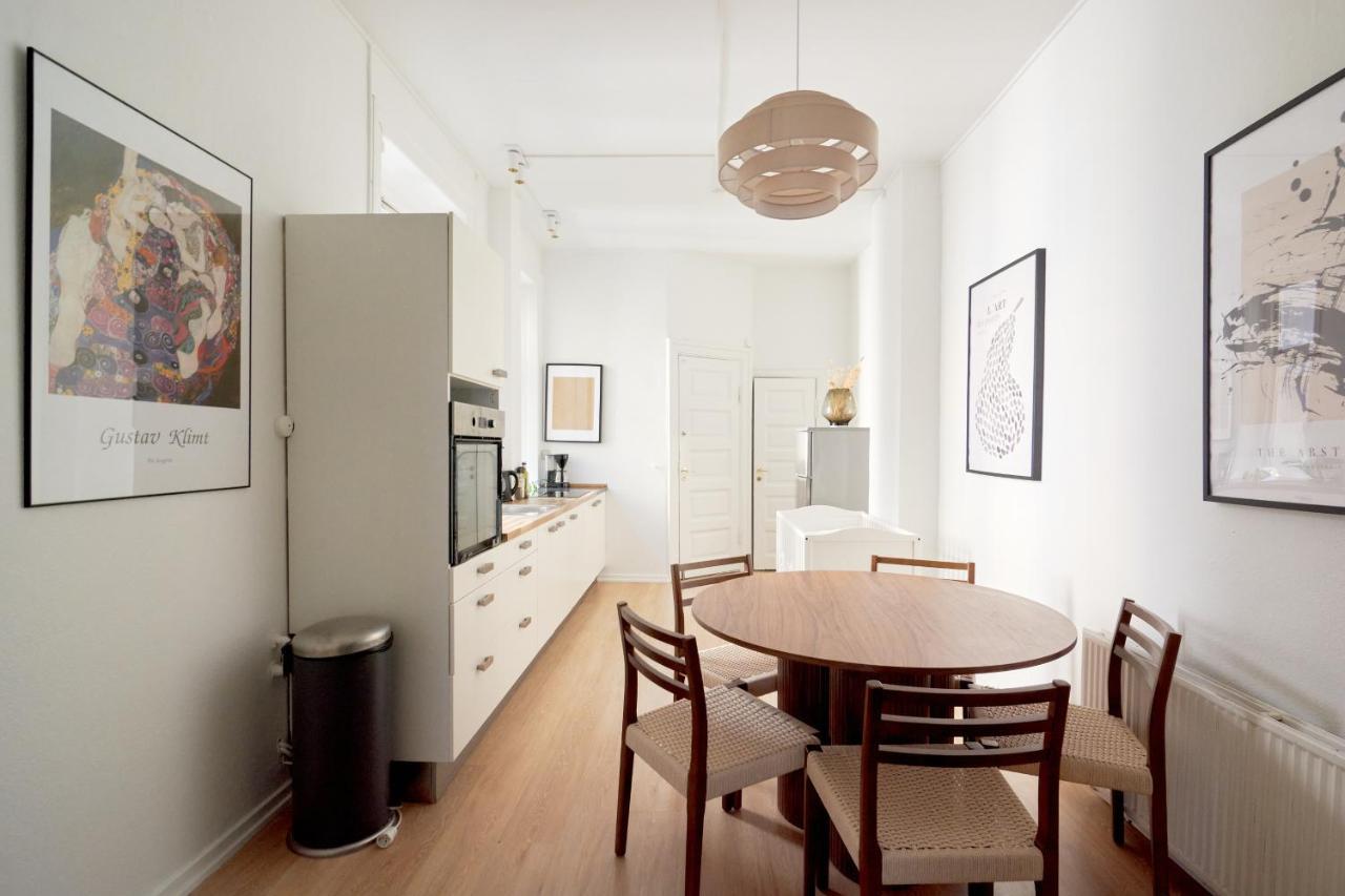 Perfect For Friends & Families 2 Bedroom Apartment In Cph โคเปนเฮเกน ภายนอก รูปภาพ