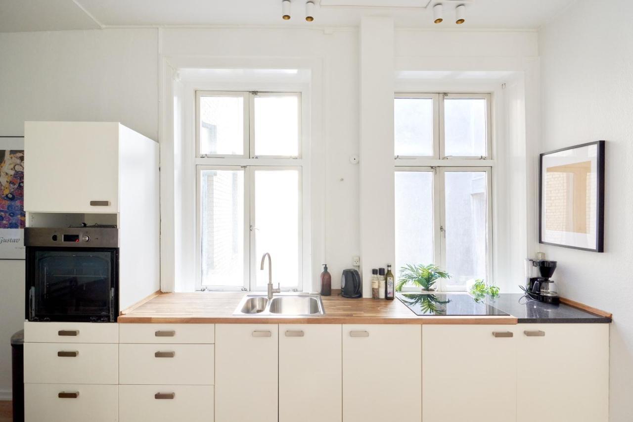 Perfect For Friends & Families 2 Bedroom Apartment In Cph โคเปนเฮเกน ภายนอก รูปภาพ